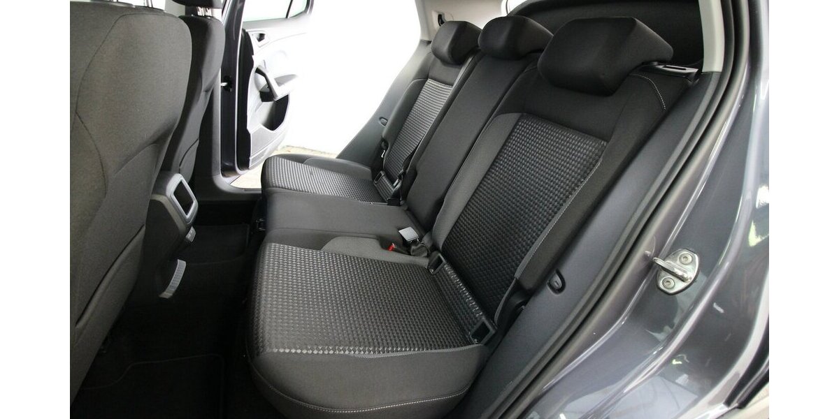 VW T-Cross TSI OPF 7-DSG Active LED+NAVI+KAMERA+ACC 62.327 km 20.900 &euro; Hagenow 19230