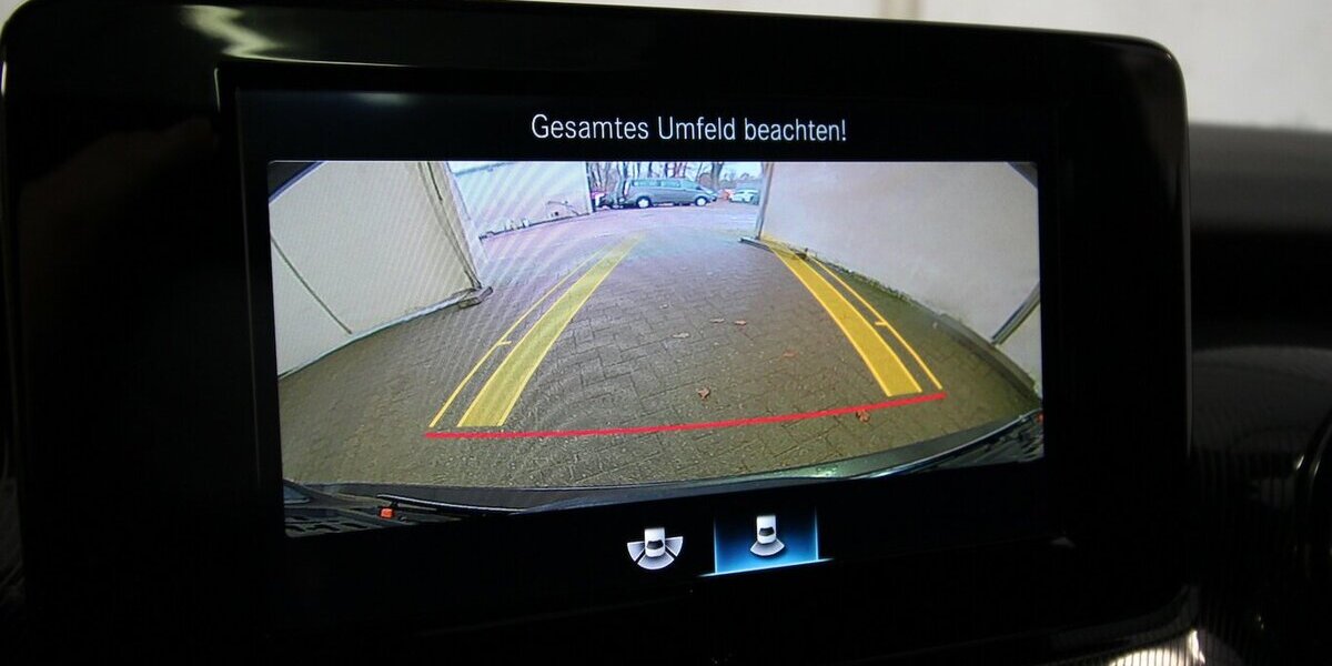 Mercedes-Benz V 220 d Edition lang PANO-DACH+LED+NAVI+KAMERA 95.519 km 44.700 &euro; Hagenow 19230