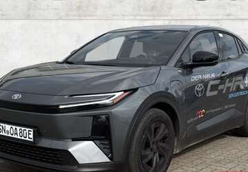 Toyota C-HR 2.000 km 46.400 &euro; Schwerin 19057