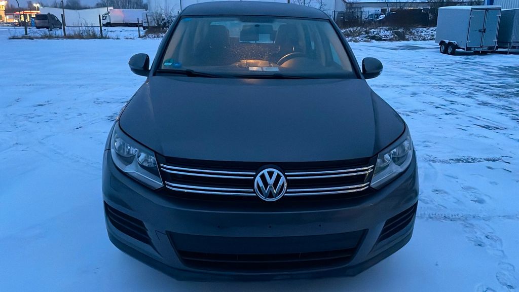 VW Tiguan 86.719 km 9.895 &euro; Schwerin 19061