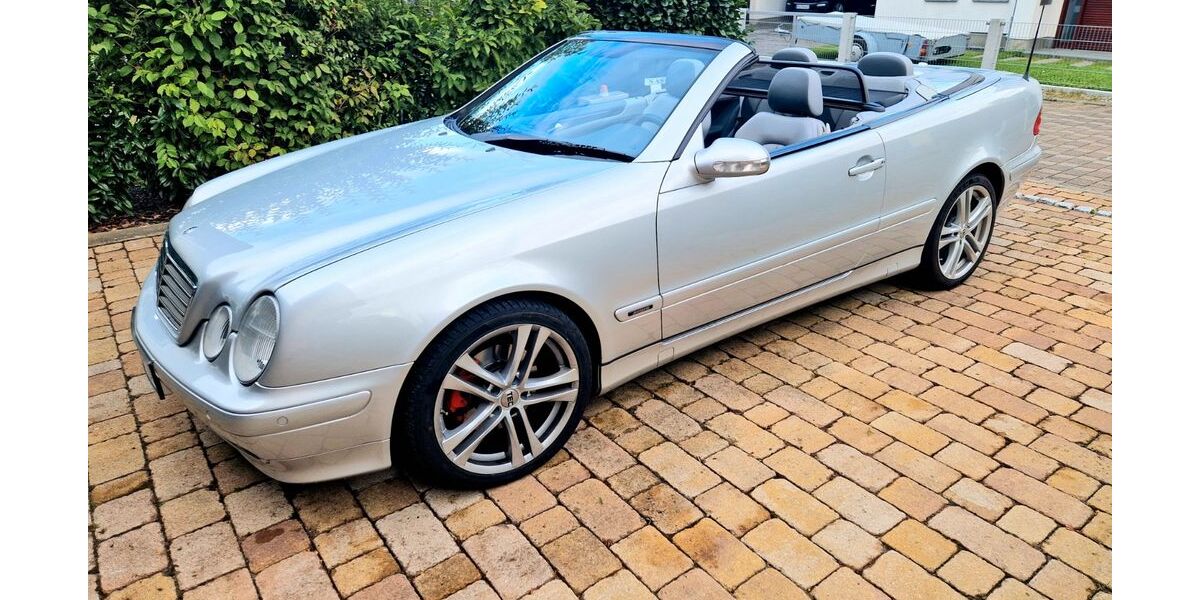 Mercedes-Benz CLK 320 81.000 km 14.995 &euro; Schwerin 19055