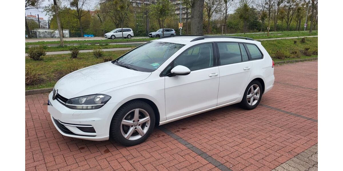 VW Golf 220.000 km 9.800 &euro; Schwerin 19053