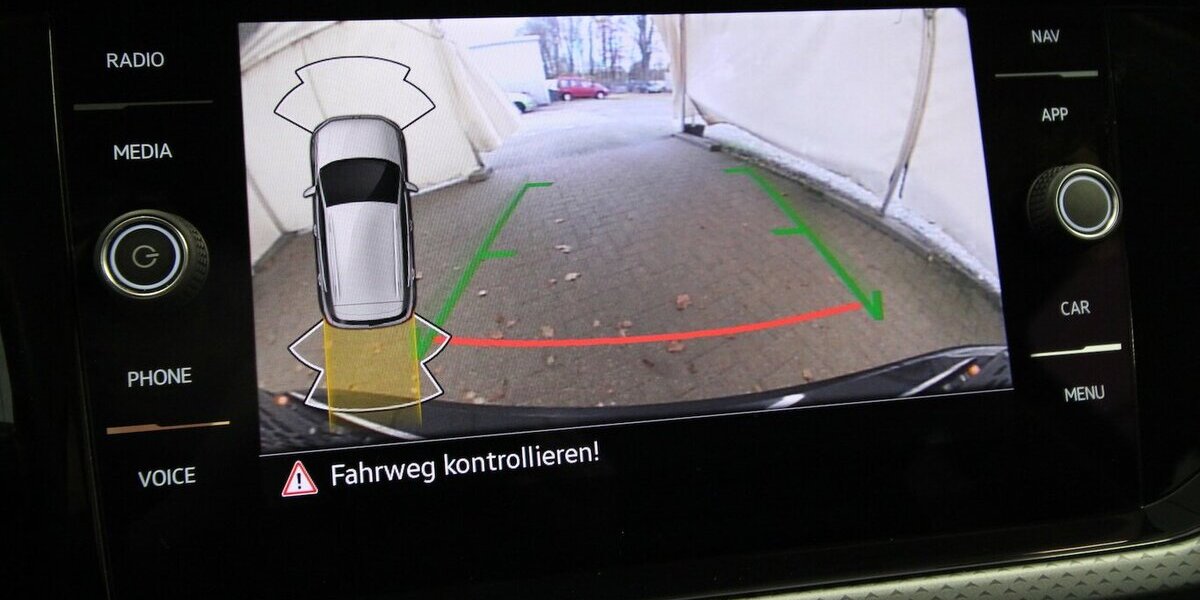 VW T-Cross TSI OPF Active LED+NAVI+KAMERA+ACC 37.252 km 19.900 &euro; Hagenow 19230