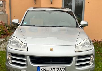 Porsche Cayenne 268.000 km 12.500 &euro; Schwerin 19055