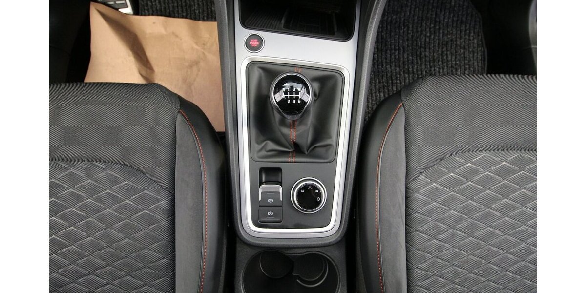 Seat Ateca 1.5 TSI FR NAVI+KAMERA+LED+ACC 68.287 km 23.900 &euro; Hagenow 19230