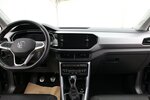 VW T-Cross TSI OPF Active LED+NAVI+KAMERA+ACC 47.327 km 19.900 &euro; Hagenow 19230