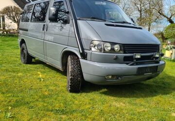 VW T4 Caravelle 96.900 km 17.900 &euro; Roggendorf 19205