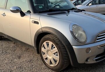 Mini Cooper 146.700 km 2.000 &euro; Rastow 19077