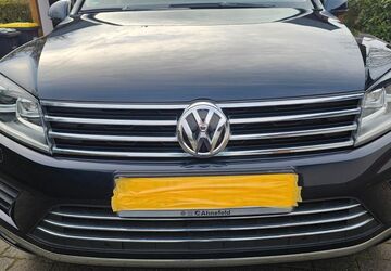 VW Touareg 84.988 km 28.000 &euro; Holthusen 19075