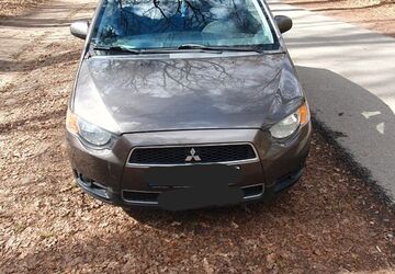 Mitsubishi Colt 146.000 km 2.200 &euro; Schwerin 19053