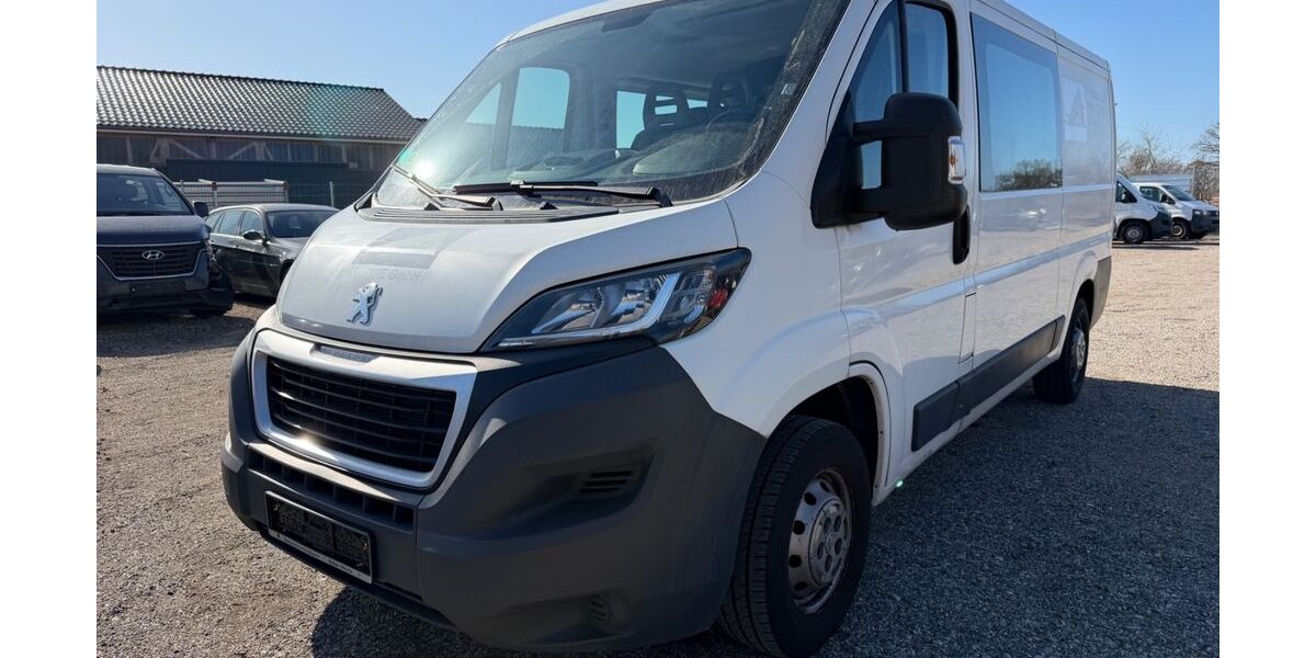 Peugeot Boxer 232.600 km 7.400 &euro; Rastow 19077