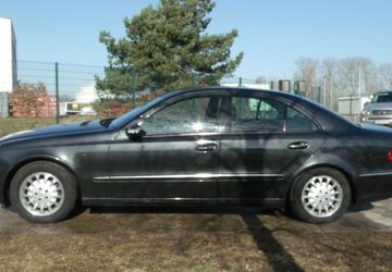 Mercedes-Benz E 320 243.322 km 2.900 &euro; Schwerin 19057