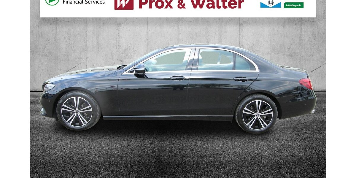 Mercedes-Benz E 220 d Avantgarde NAVI+LED+KAMERA+STANDHEIZUNG 36.458 km 38.500 &euro; Hagenow 19230