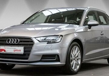Audi A3 90.000 km 15.490 &euro; Wittendörp 19243