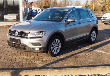VW Tiguan 153.944 km 18.798 &euro; Pampow 19075