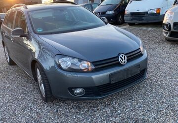 VW Golf 266.000 km 2.222 &euro; Bandenitz 19230