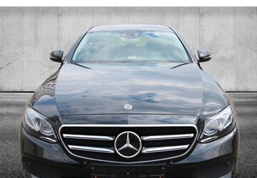 Mercedes-Benz E 220 d Avantgarde NAVI+LED+KAMERA+STANDHEIZUNG 29.693 km 36.900 &euro; Hagenow 19230