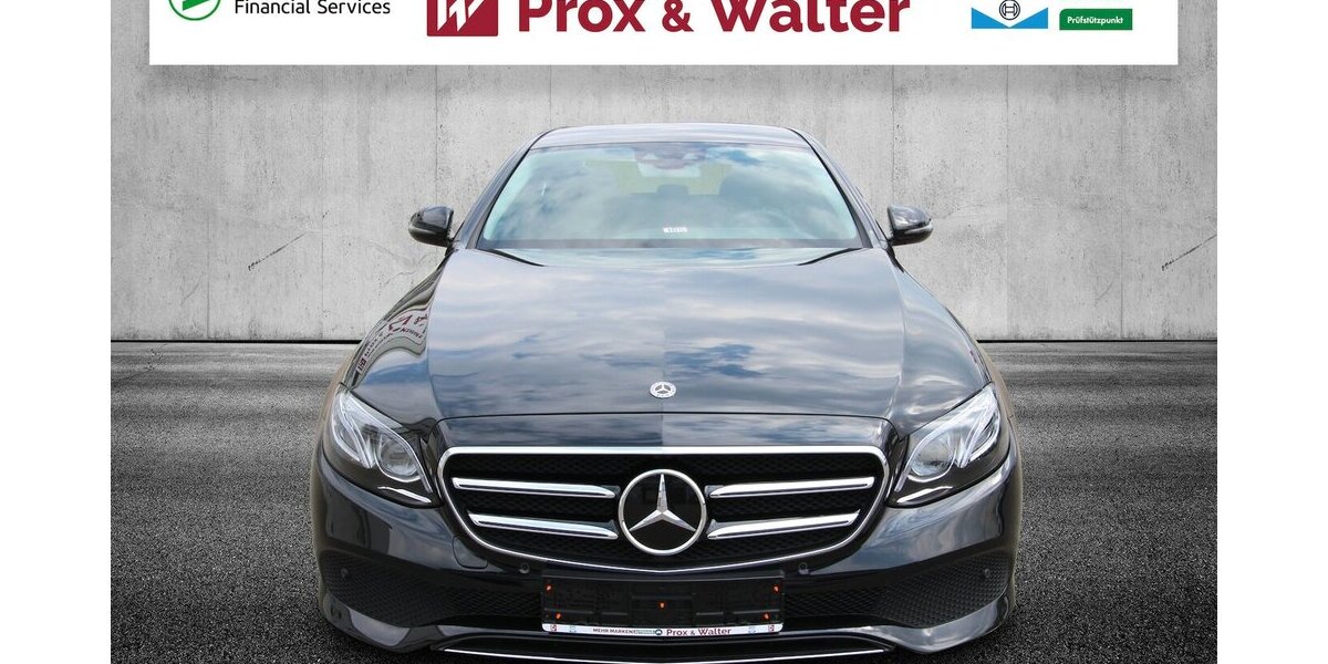 Mercedes-Benz E 220 d Avantgarde NAVI+LED+KAMERA+STANDHEIZUNG 29.693 km 38.500 &euro; Hagenow 19230