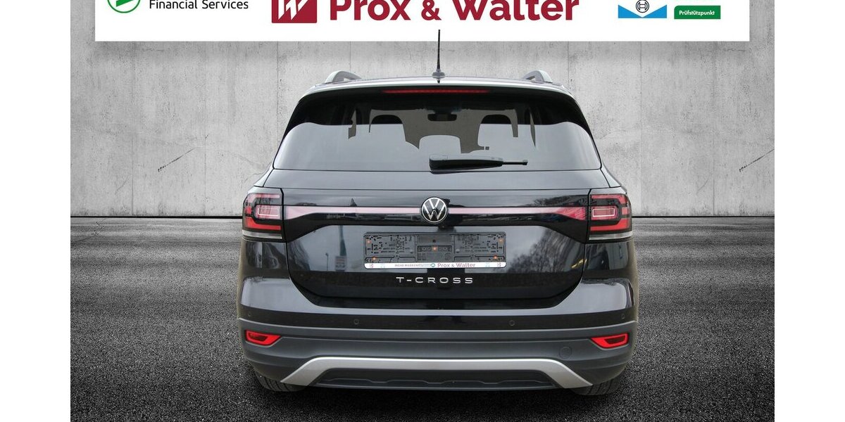 VW T-Cross TSI OPF Active LED+NAVI+KAMERA+ACC 41.681 km 19.900 &euro; Hagenow 19230