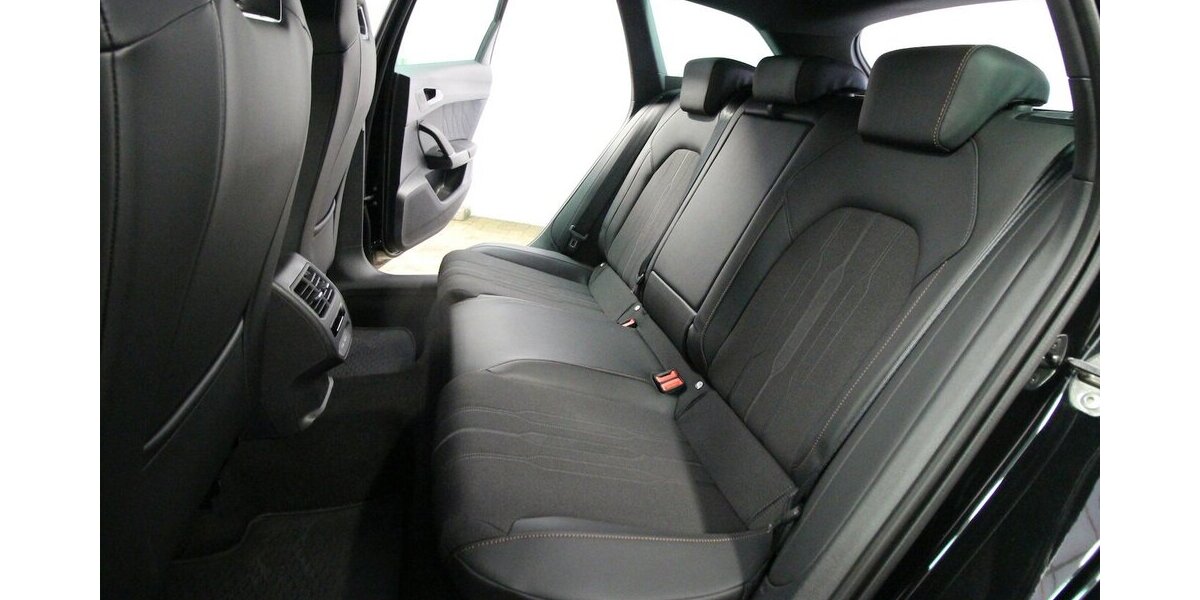 Cupra Leon Sportstourer e-HYBRID 6-DSG NAVI+LED+ACC 10.273 km 28.900 &euro; Hagenow 19230