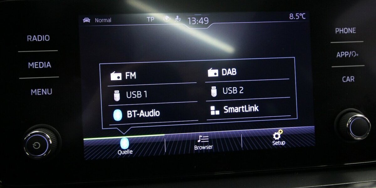 Skoda Scala 1.5 TSI 7-DSG Monte Carlo LED+PANO-DACH 16.534 km 24.900 &euro; Hagenow 19230