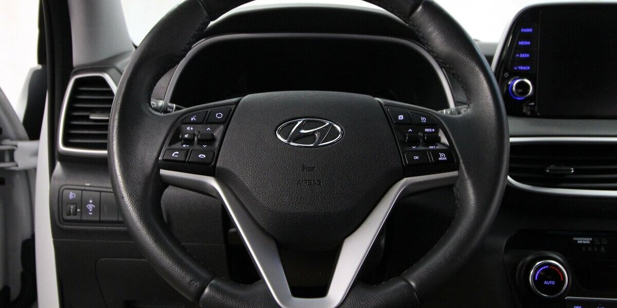 Hyundai Tucson 1.6 CRDi DPF 2WD 7-DCT LED+NAVI+KAMERA 75.699 km 19.700 &euro; Hagenow 19230