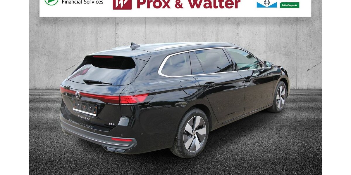 VW Passat Variant 1.5 eTSI 7-DSG Business LED+AHK 21.136 km 32.900 &euro; Hagenow 19230