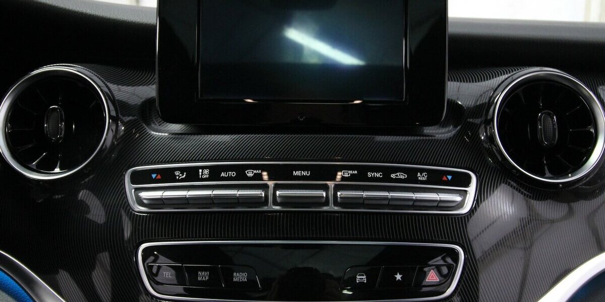 Mercedes-Benz V 220 d Edition lang PANO-DACH+LED+NAVI+KAMERA 95.519 km 44.700 &euro; Hagenow 19230