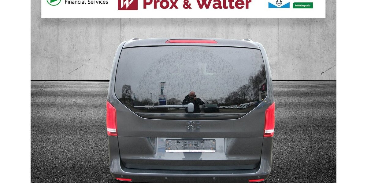 Mercedes-Benz V 220 d Edition lang PANO-DACH+LED+NAVI+KAMERA 95.519 km 44.700 &euro; Hagenow 19230