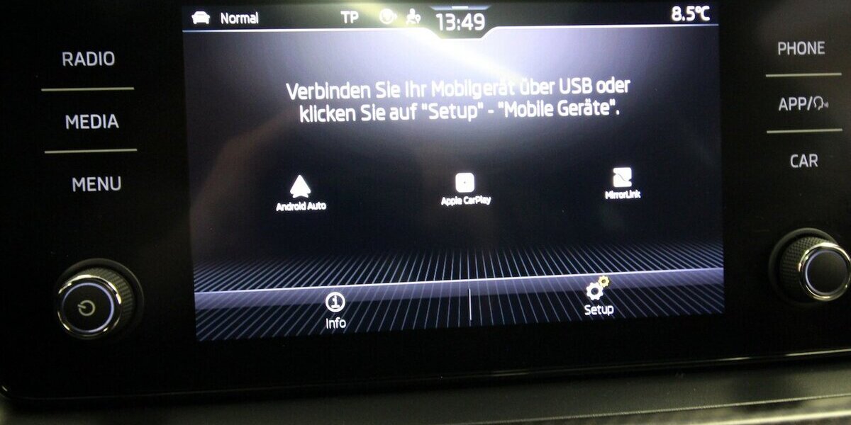 Skoda Scala 1.5 TSI 7-DSG Monte Carlo LED+PANO-DACH 16.534 km 24.900 &euro; Hagenow 19230