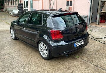 VW Polo 121.000 km 7.900 &euro; Schwerin 19053