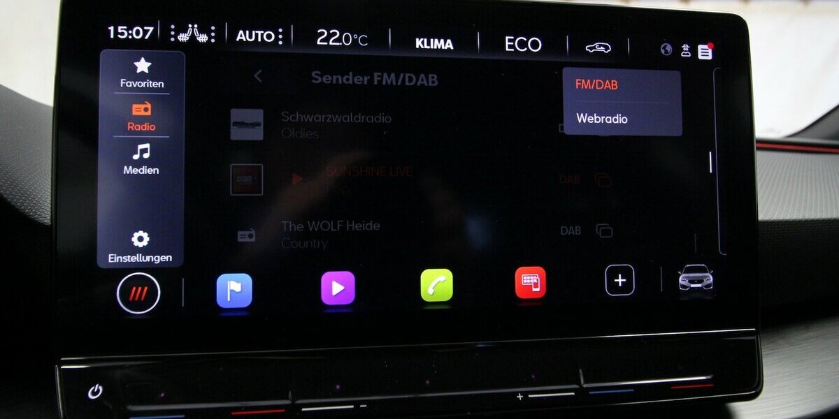 Cupra Leon Sportstourer e-HYBRID 6-DSG NAVI+LED+ACC 10.273 km 28.900 &euro; Hagenow 19230