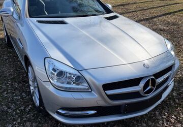 Mercedes-Benz SLK 200 61.739 km 14.980 &euro; Seehof 19069