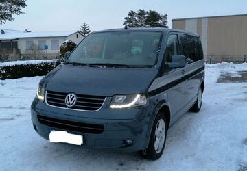 VW T5 Multivan 179.000 km 15.800 &euro; Gadebusch 19205
