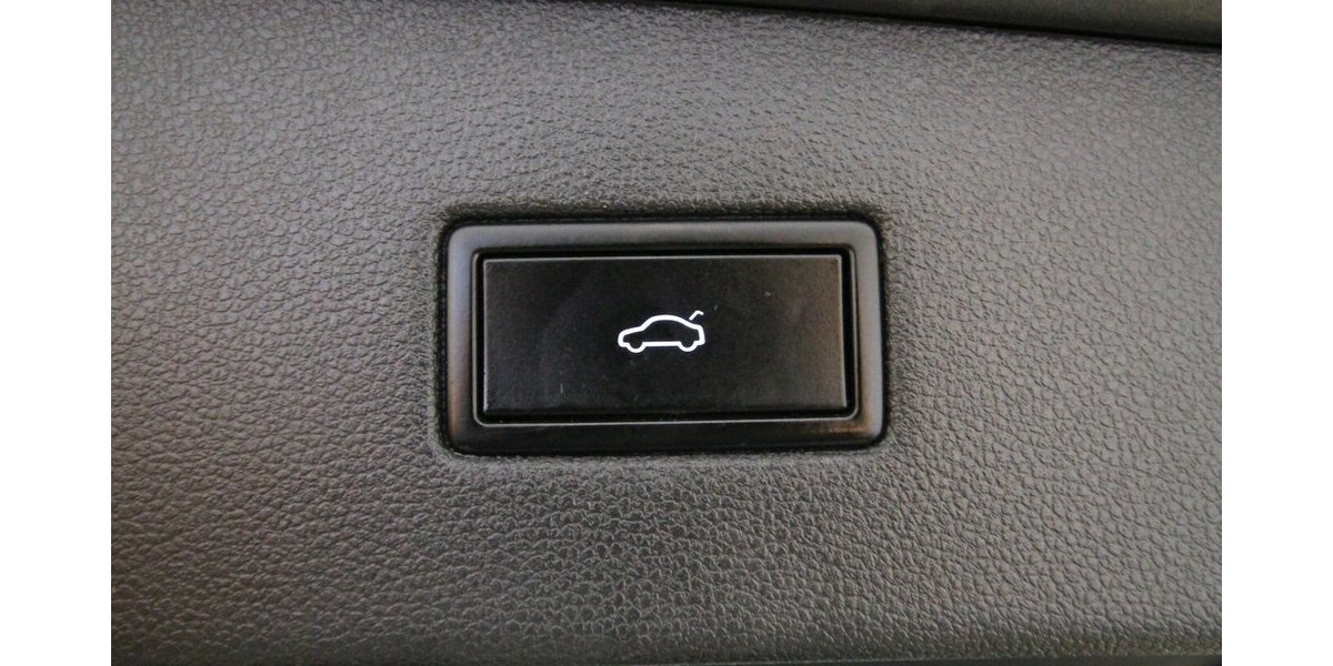 Seat Tarraco 2.0 TSI DSG Xcellence 4Drive 7-SITZ+AHK 89.324 km 26.900 &euro; Hagenow 19230