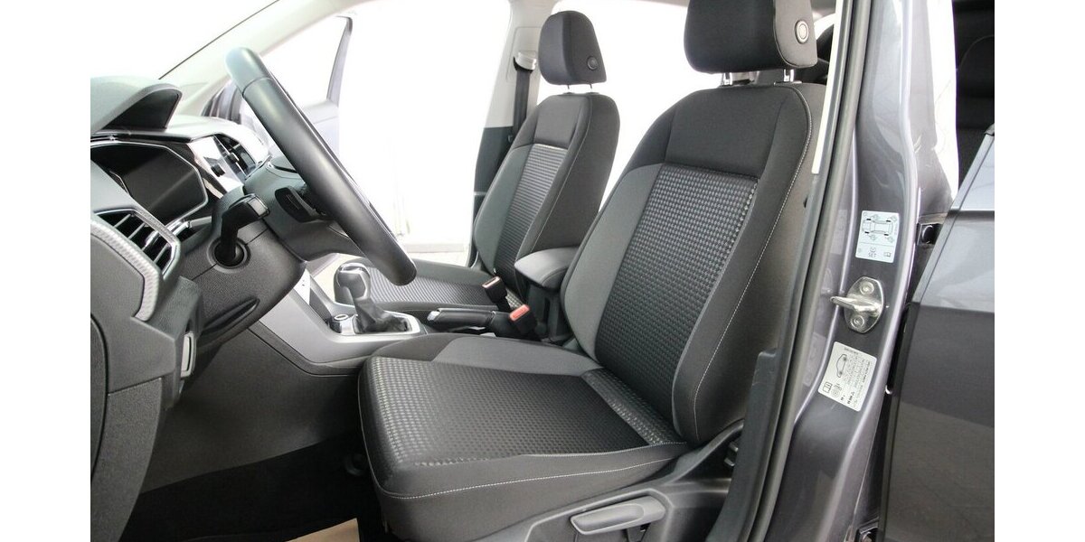 VW T-Cross TSI OPF 7-DSG Active LED+NAVI+KAMERA+ACC 62.327 km 20.900 &euro; Hagenow 19230