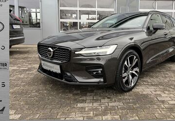 Volvo V60 2.500 km 47.900 &euro; Schwerin 19057