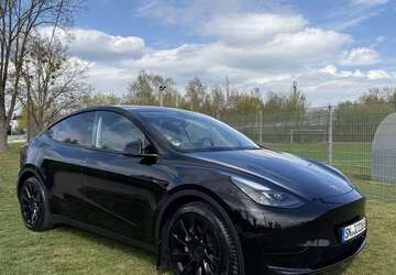 Tesla Model Y 50.317 km 32.900 &euro; Schwerin 19055