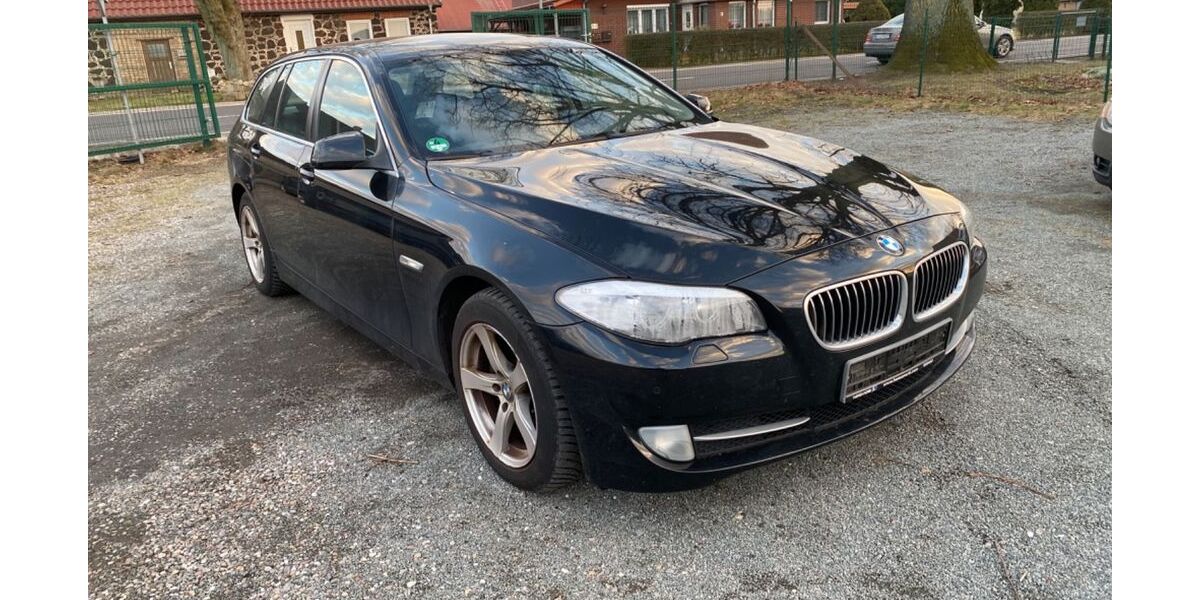 BMW 520 230.000 km 5.999 &euro; Bandenitz 19230