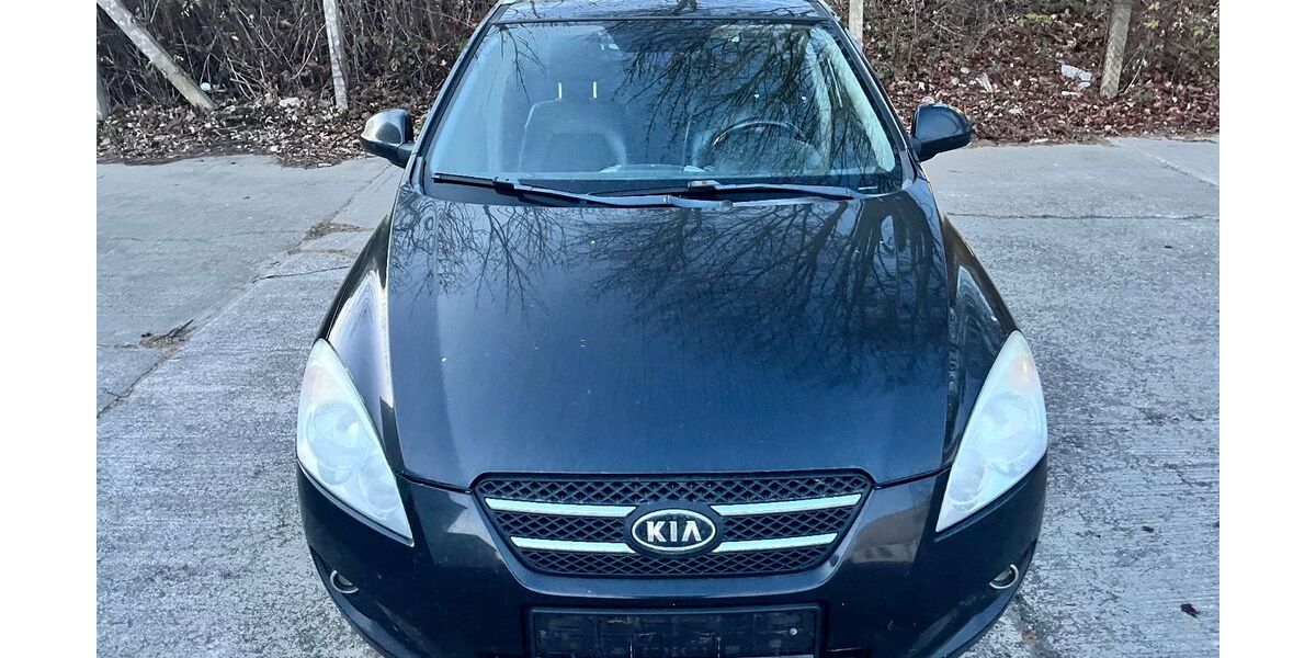 Kia Andere 415.000 km 999 &euro; Dorf Mecklenburg/Karow 23972