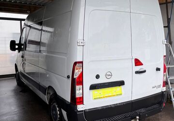 Opel Movano 190.000 km 12.500 &euro; Dümmer 19073