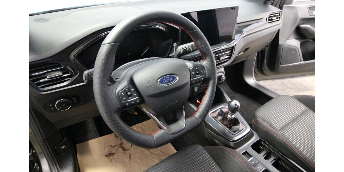 Ford Focus Turnier Mild-Hybrid ST-Line LED+NAVI+ACC 11.904 km 21.900 &euro; Hagenow 19230