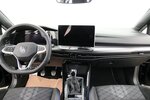 VW Golf VIII Variant 1.5 TSI R-Line LED+KAMERA+ACC 32.175 km 27.500 &euro; Hagenow 19230