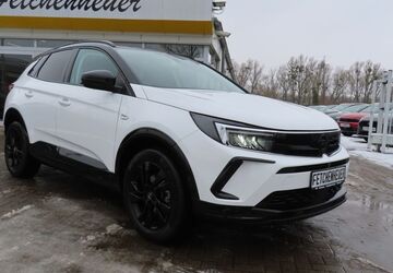 Opel Grandland (X) 16.550 km 22.890 &euro; Schwerin 19057