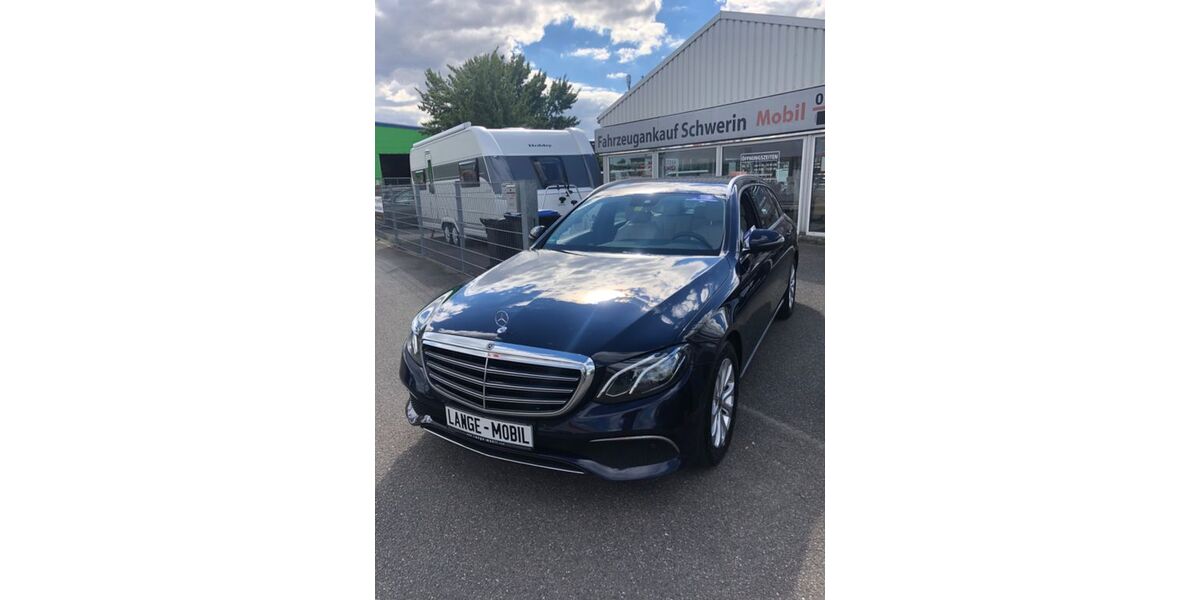 Mercedes-Benz E 220 93.700 km 27.890 &euro; Schwerin 19061