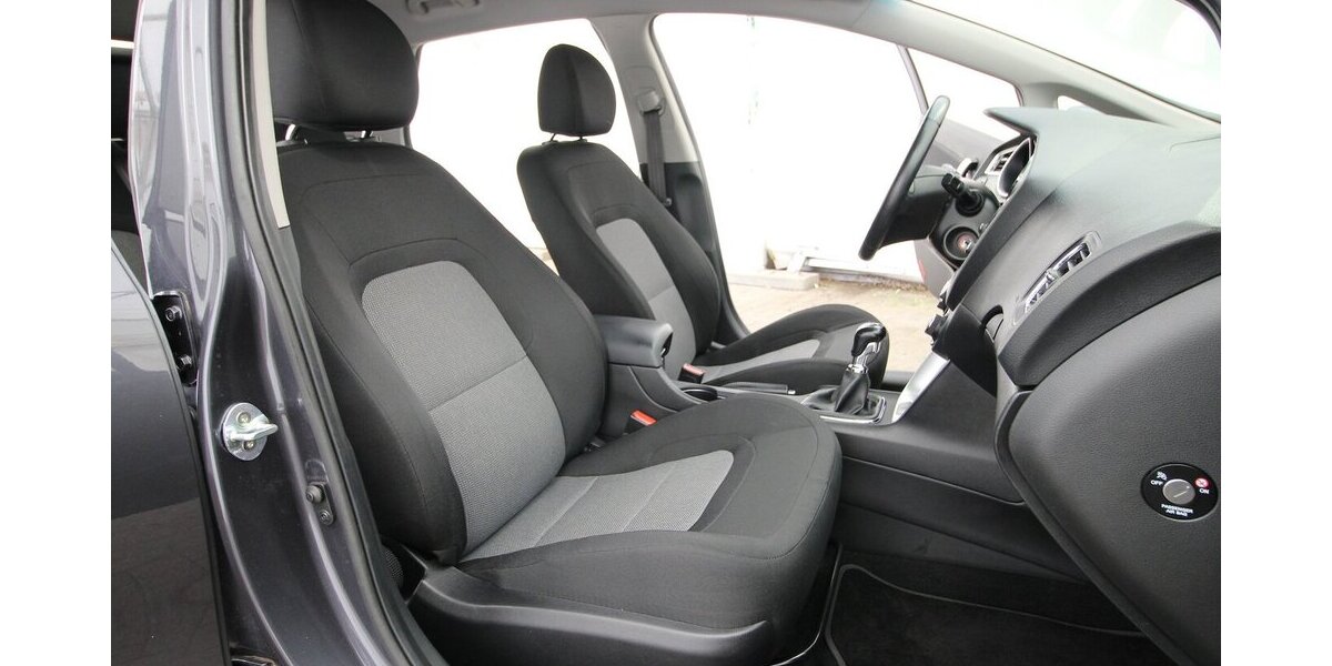 Kia cee´d T-GDI UEFA Euro NAVI+KAMERA+SITZHEIZUNG 84.807 km 10.700 &euro; Hagenow 19230