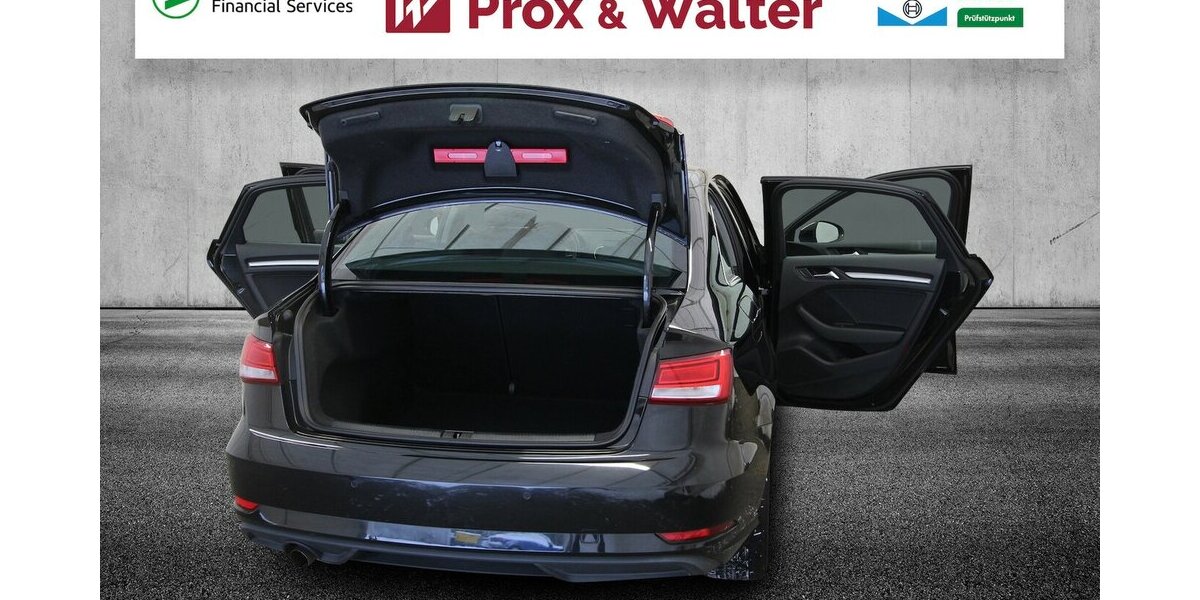 Audi A3 30 TFSI NAVI+TEMPOMAT+WINTER-PAKET+Bi-XENON 92.850 km 14.900 &euro; Hagenow 19230