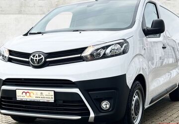 Toyota Proace (Verso) 10.000 km 28.900 &euro; Schwerin 19057