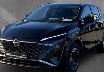 Nissan Qashqai 23.625 km 26.977 &euro; Schwerin 19057