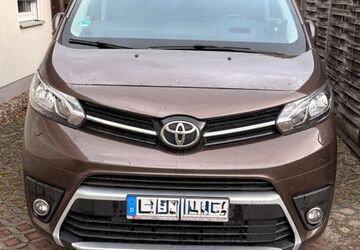 Toyota Proace (Verso) 180.853 km 18.000 &euro; Neustadt-Glewe 19306